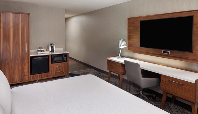 Four Points by Sheraton Vaughan