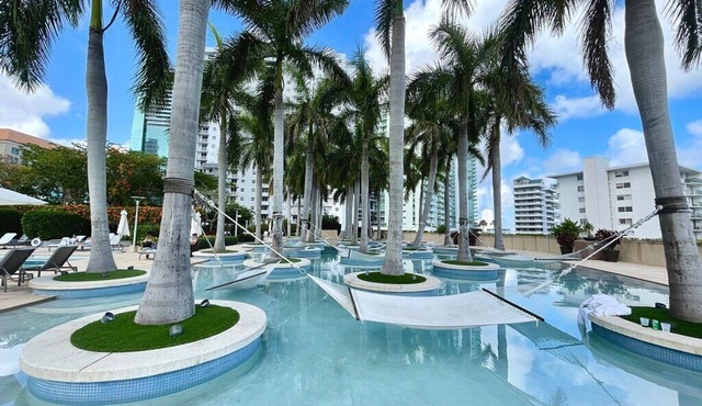 Four Seasons hotel 2bedroom suite