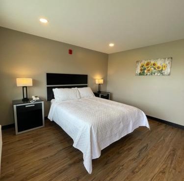 Four Seasons Inn