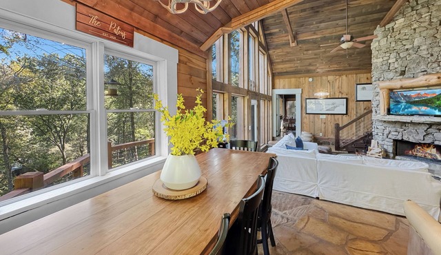 Four Seasons Mountain Escape - Riverfront | Pet Friendly | Hot Tub