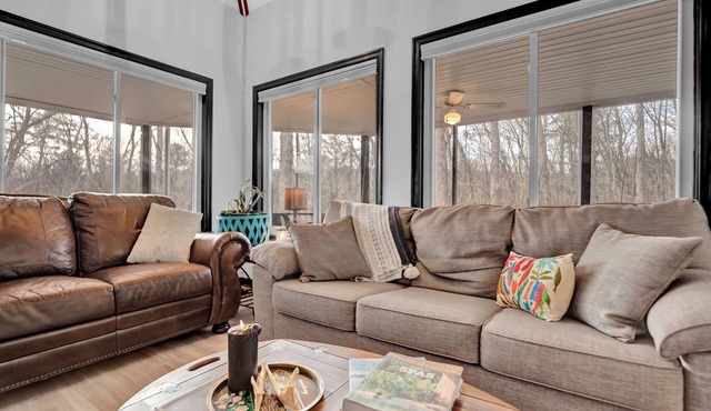 Four Seasons Spa Retreat w/25% off Ski: Poconos/West Catskills/Masthope