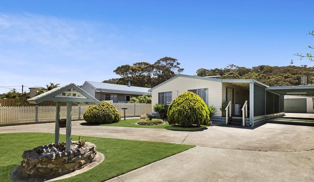 Four Sisters - Cosy beach home, close to the ocean