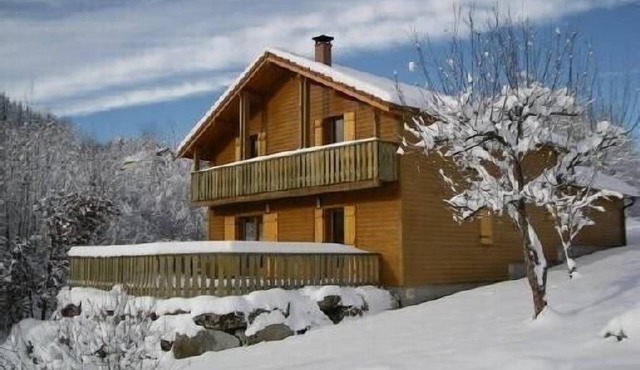 Four-star chalet, for 10 people, 10 minutes from Gérardmer, WIFI