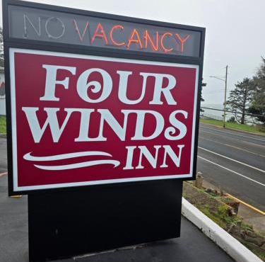 FourWinds INN