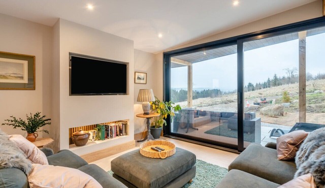 Fox Cottage - Two Bedroom House, Sleeps 4