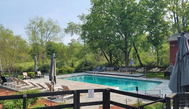 Fox Hill 16ppl Pickleball+Pool+HotTub+FirePit