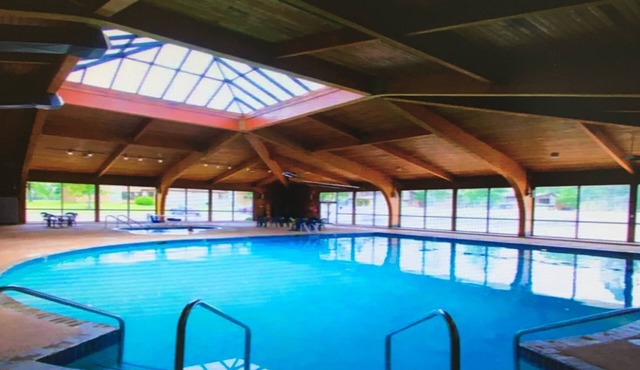 Fox Hills Resort -A Golf Resort Close to Lake Michigan, Green Bay & Door County