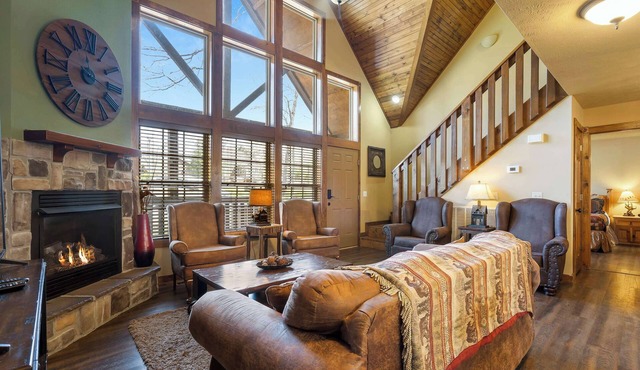 Fox Hollow Family Lodge