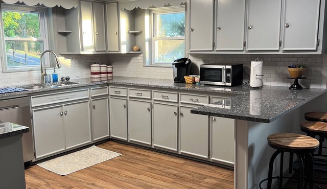Fox Hunter’s Paradise is a cozy 3 bedroom, 2 bath farmhouse