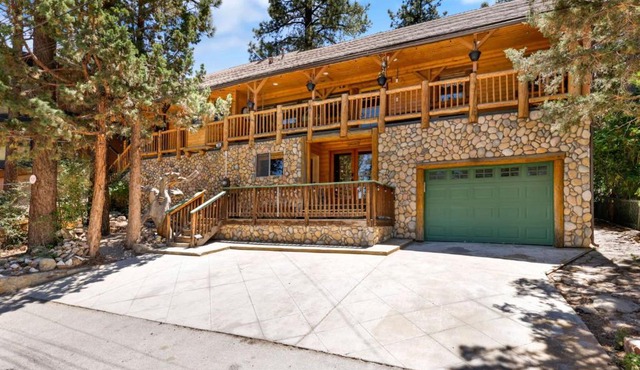 Fox Lodge Big Bear-Indoor Pool-Hot Tub-Games-Luxury Retreat