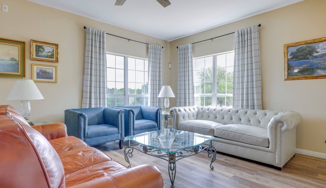 'Fox Ridge Farmhouse' - Hill Country Getaway!