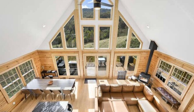 Fox Run Log Cabin~ LUXE~Asheville~Dutch Cove