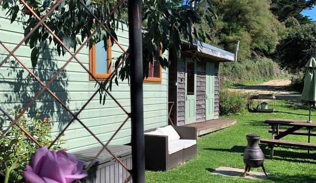 Foxes Cove Shepherds Hut, Porthcothan Retreats by the beach nr Padstow, Cornwall