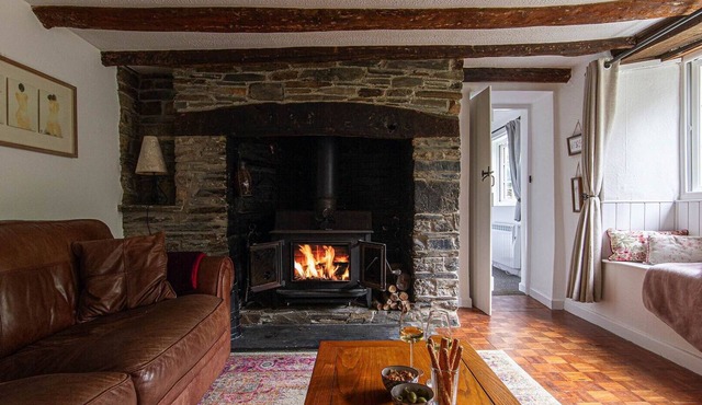 Foxglove Cottage, in glorious Cornish countryside