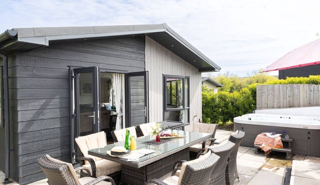 Foxglove Lodge, 31 Roadford Lake Lodges