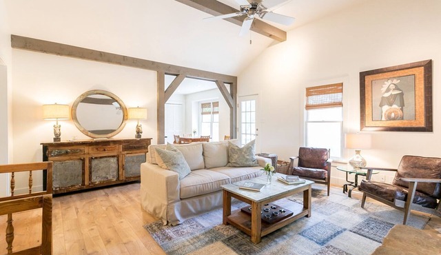 Foxtrot Farm | Peaceful Pet-friendly Escape