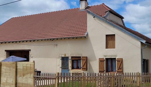 Country house with private spa pets welcome