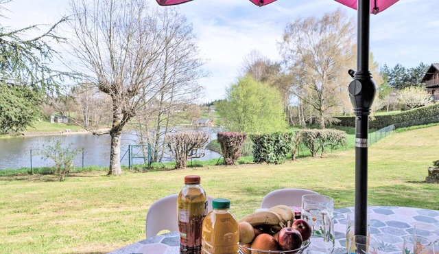 Beautiful private villa for 5 guests with TV, terrace and pets allowed