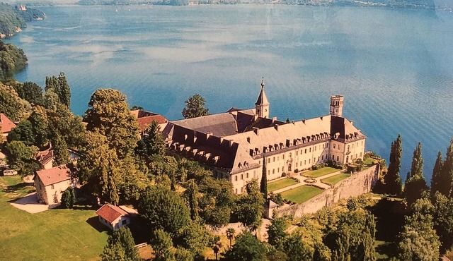 modern fully equipped house, meublée.20 km from Chambery, 30 km from alberville.