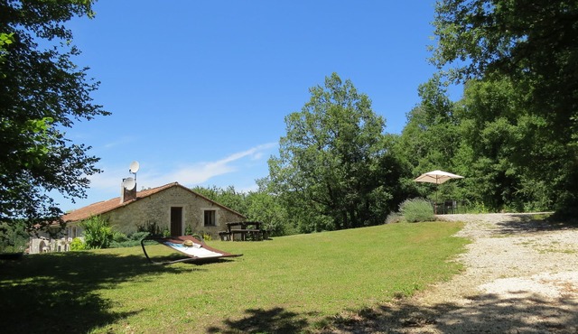 Lovely complex of 5 gites,10 acres - heated pool, games room, fishing lake.