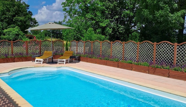 Beautiful old barn with a private swimming pool in Dordogne