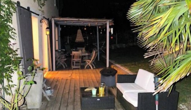 Country-style house in a quiet location