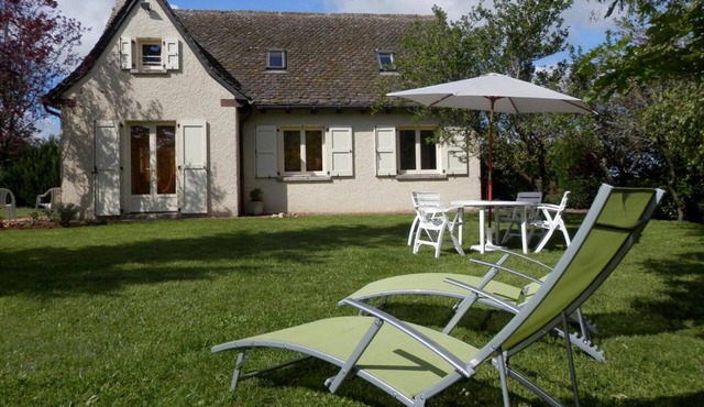 Gite Neuvéglise-sur-Truyère-Sériers, 2 bedrooms, 4 persons