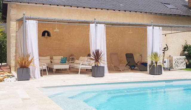 Gite Rouffignac-Saint-Cernin-de-Reilhac, 5 bedrooms, 10 persons