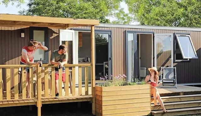 Premium Suites 3 Schlafzimmer, 2 Badezimmer 6 Personen