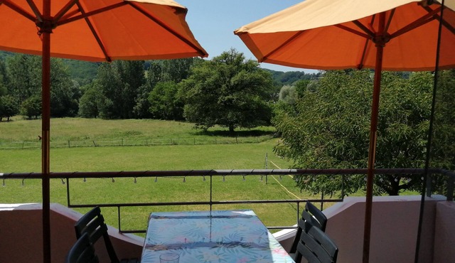 O BRAC D'OLT,gîte 3 épis GDF, swimming pool, magnificent view, nature, calm in the heart of the PNRA