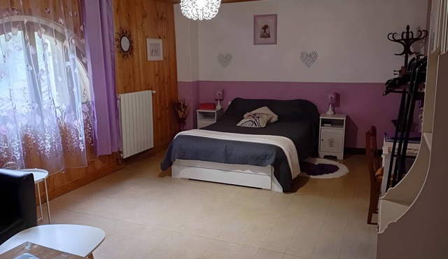 Room “Lavande Guest Room” with Pool, Shared Terrace, and Wi-Fi