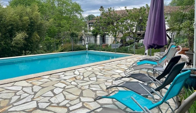 Beautiful apartment near Anduze, with swimming pool and terrace, pet-friendly