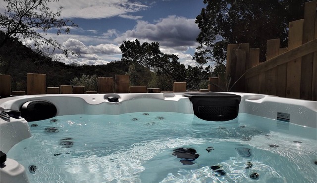 Group gite divided into 5 sections with a shared lounge and kitchen.