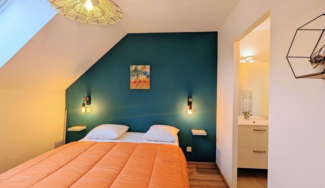 Spacious 3 Gites with Heated Pool, Private Jacuzzi, Near Loire Castles & Beauval Zoo