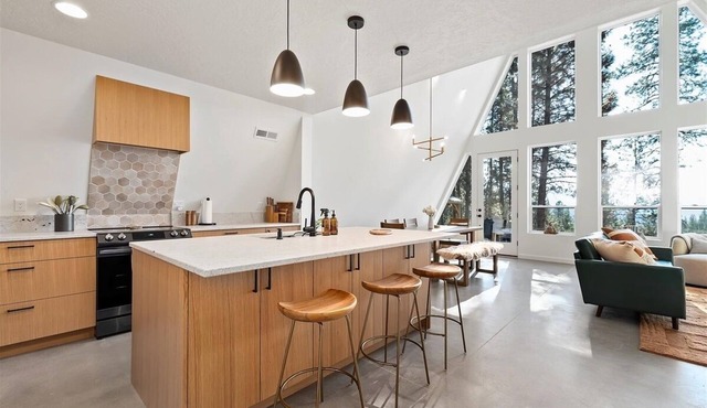 / frame · breathtaking · view · luxurious · romanticn