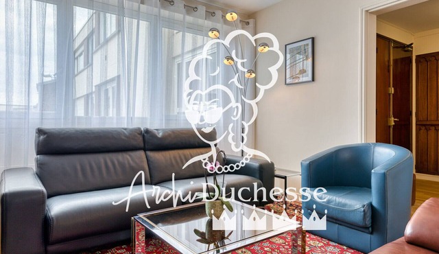 Françoise, F5 avec petit parking