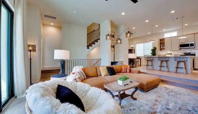 Francis Street · New Luxury home in Downtown Houston