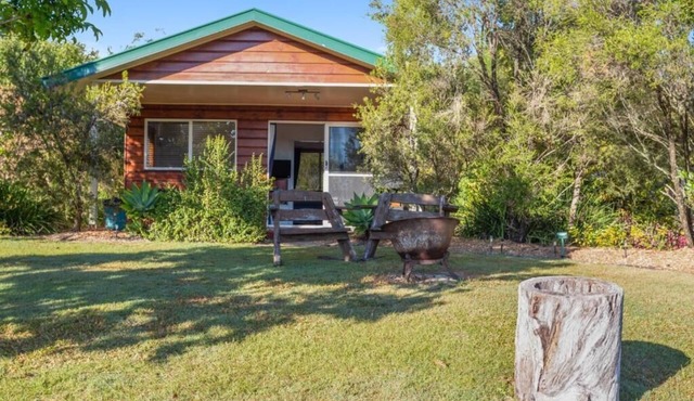 Frangipani Cottage/Amamoor Homestead.