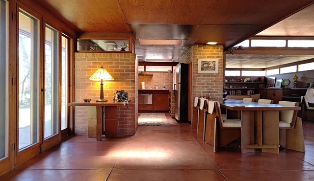 Frank Lloyd Wright's Goetsch–Winckler House