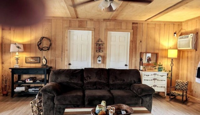 Frankie's Cottage
