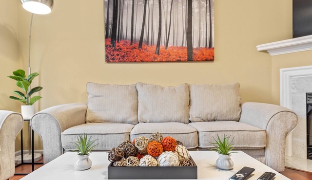 Franklin condo fully furnished 30 nights minimum