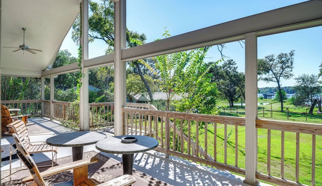 Franklin Home w/Water Views: Outdoor Dining Area!