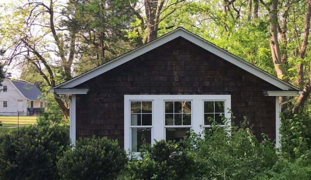 Franktown Artist Cottage