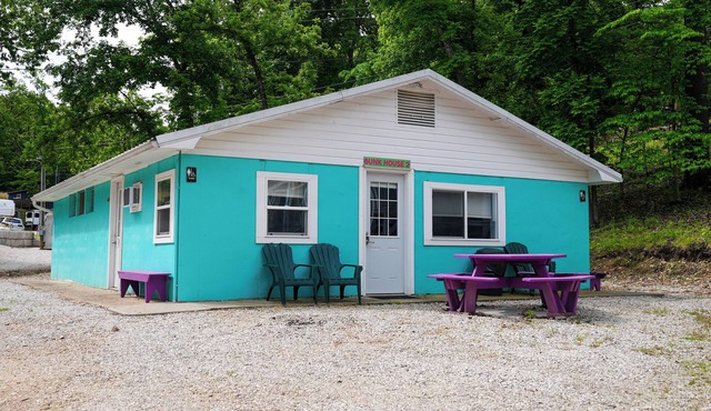 Franky and Louie's Bunkhouse 2