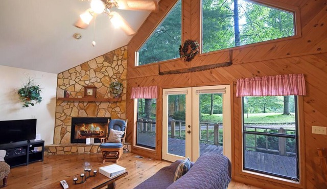 Franz at Alpine Cabins - Peaceful Private Perfect