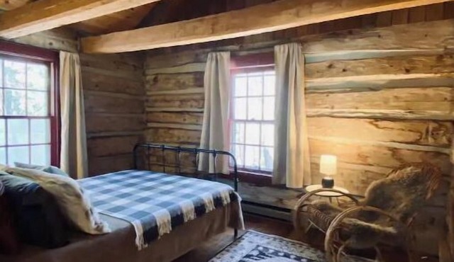 Fraser Fir Rustic Cabin near Lake w/Sunset Views