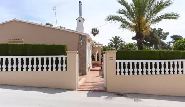 Frederic - Villa With Private Pool