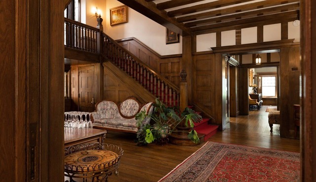 Frederick Stearns House Historic Inn