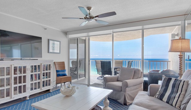 Free Beach Service, 16th Floor Views, On-Site Check In