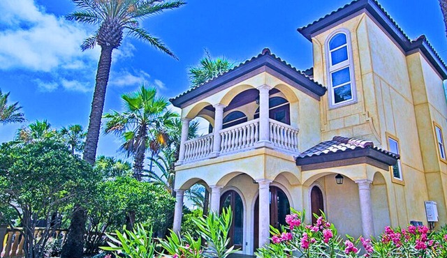 Free Beach Service, Steps to Beach, Pet-Friendly, Pool